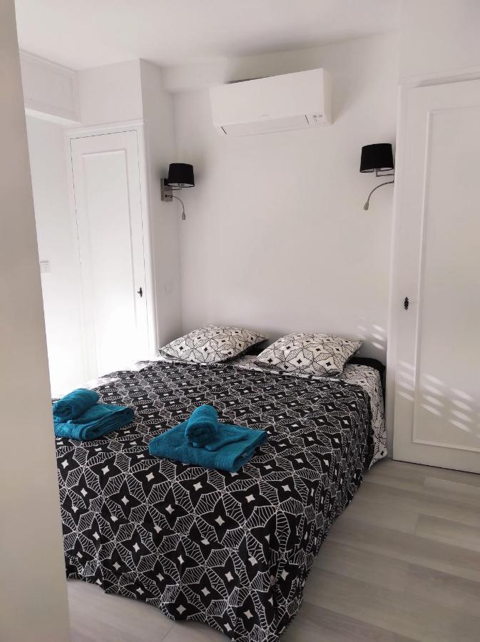 Magnificent 3 bedrooms Rooftop condo Antibes Buitenkant foto