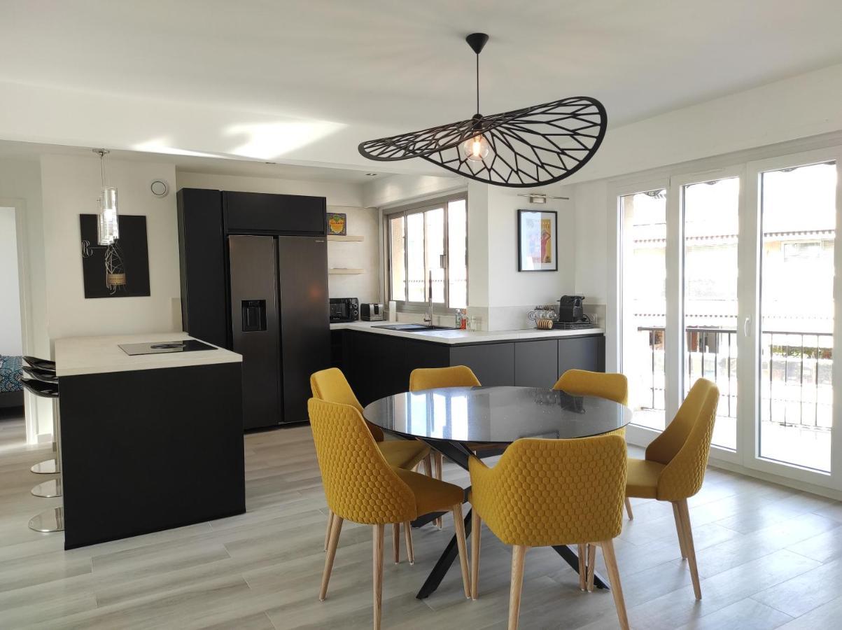 Magnificent 3 bedrooms Rooftop condo Antibes Buitenkant foto