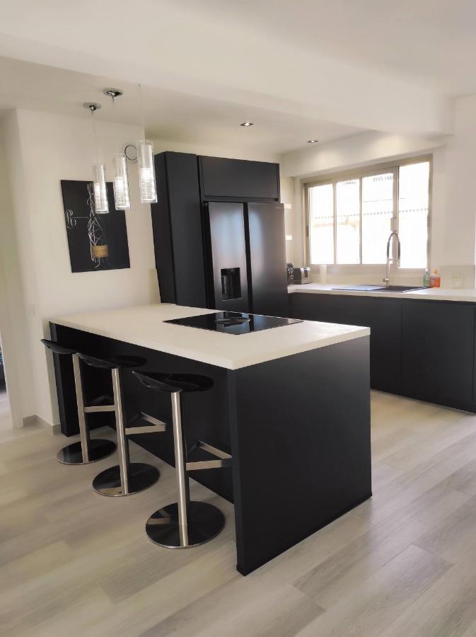 Magnificent 3 bedrooms Rooftop condo Antibes Buitenkant foto